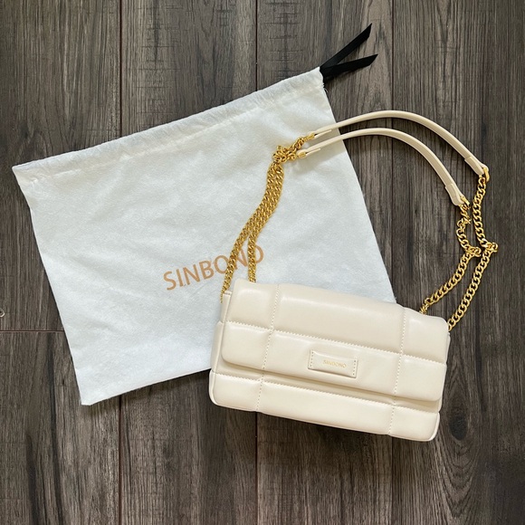 Puffy Faux Leather Chain Strap Purse - Picture 2 of 5